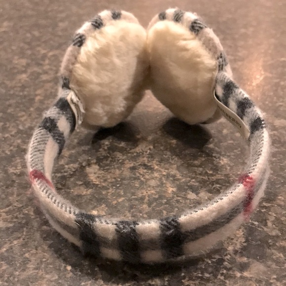 Burberry cachemire earmuffs - Picture 4 of 4